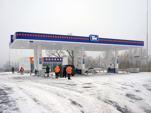 "Роснефть" продает свою сеть автозаправок в Украине швейцарской Glusco Energy – СМИ