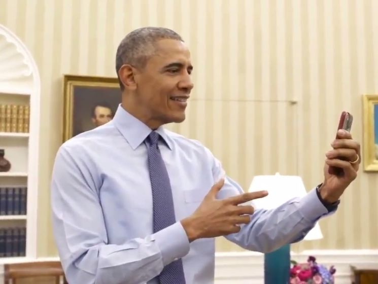 "Вам тренер по баскетболу не нужен?" Обама снялся в шуточном ролике о своем уходе на пенсию. Видео
