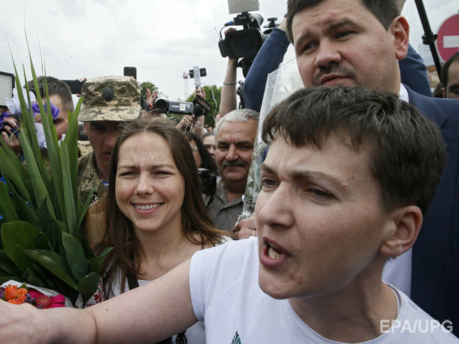 Савченко прибыла на встречу в штаб ВО "Батьківщина" – СМИ
