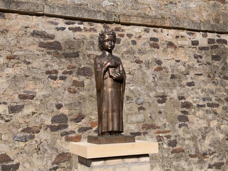 ﻿У Бельгії відкрили пам'ятник Анні Ярославні. Фоторепортаж