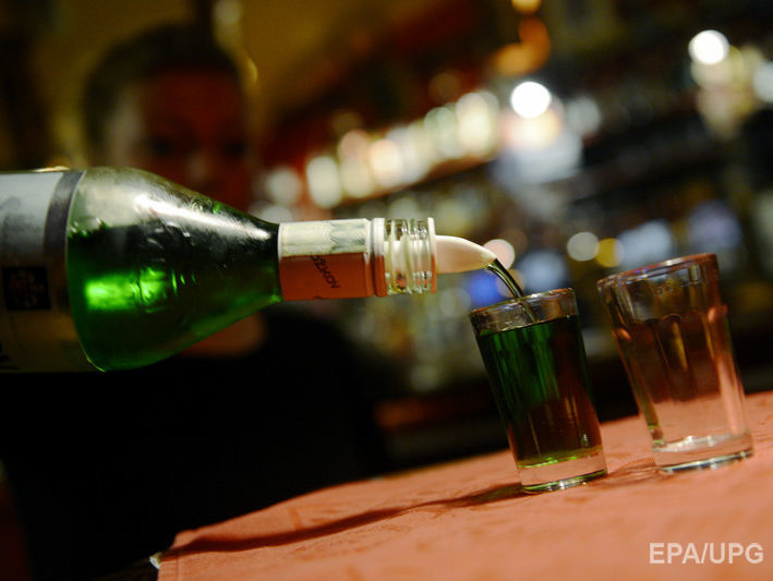 В Луганской области от отравления алкоголем скончались две женщины