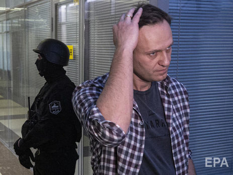 Навальний заявив, що планує повернутися в Росію, незважаючи на спроби Кремля перешкодити йому