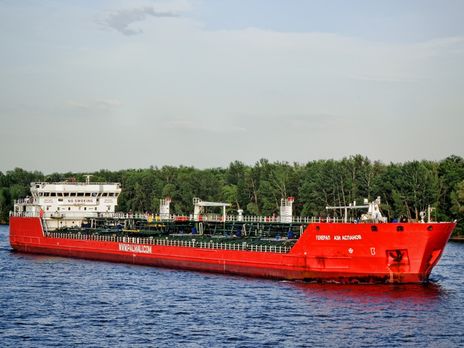 На танкері, що прямував із Криму до РФ, в Азовському морі стався вибух