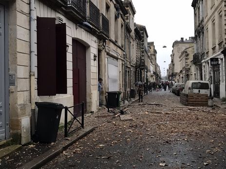 У французькому місті пролунав потужний вибух, є постраждалі