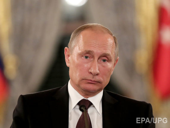 Песков подтвердил отмену визита Путина во Францию