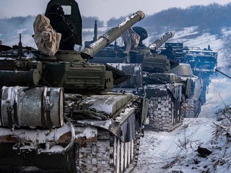 На окупованому Донбасі удвічі більше російських танків і бронемашин, ніж у Криму. Інфографіка МЗС України
