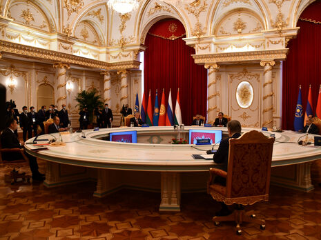 Лидеры стран ОДКБ подписали соглашение о сотрудничестве между военными органами