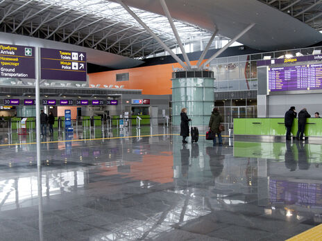 У СБУ заявили про викриття корупційної схеми, у якій брали участь митники аеропорту 