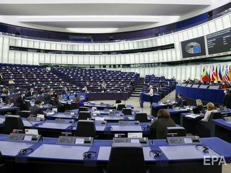 Європарламент ухвалив резолюцію на підтримку України, російський суд визнав перебування військ РФ в ОРДЛО. Головне за день