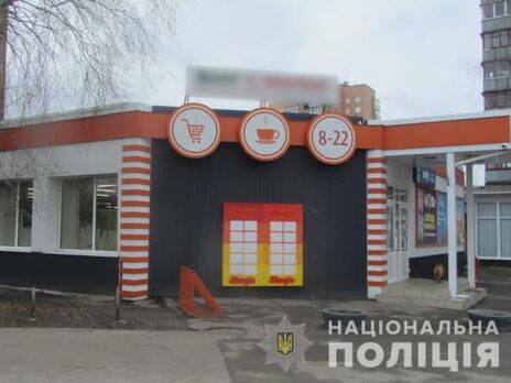 В Харькове двое мужчин украли из супермаркета 500 тыс. грн и сигареты – полиция