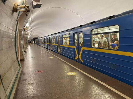 Рух потягів червоною лінією київського метро відновлено – Кличко