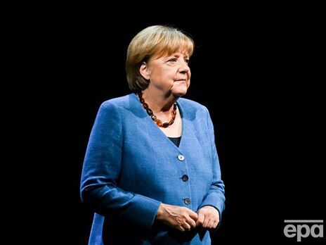 Петрулевич про Меркель: Ви можете повірити, що людина стає в НДР секретарем комсомольської організації без дозволу Штазі?