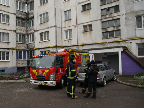 В Хмельницком в одной из квартир многоэтажки взорвалась граната, погибли два человека