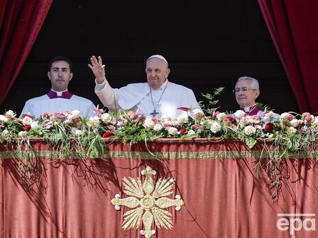 Папа римський помолився за мир для українців і за 