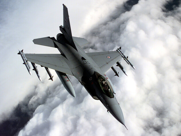 Игнат о решении Байдена по обучению украинских пилотов на F-16: Зеленый свет включается поэтапно. Светофоров много, каждый надо сделать зеленым
