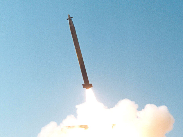 США могут передать Украине дальнобойные ракеты с кассетными боеприпасами – Reuters