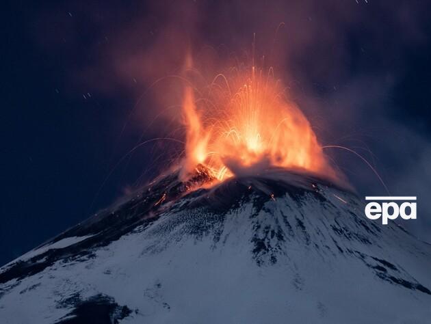 На Сицилии активизировался вулкан Этна. Фоторепортаж