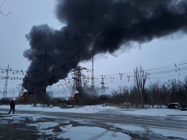 В Донецке и Макеевке раздались взрывы, оккупанты заявили об атаках по энергообъектам
