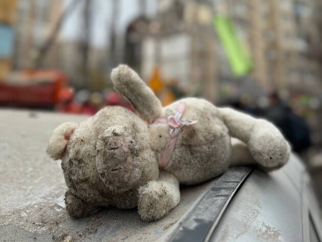 Число жертв российского удара по Одессе возросло до трех. Под завалами нашли погибшего ребенка