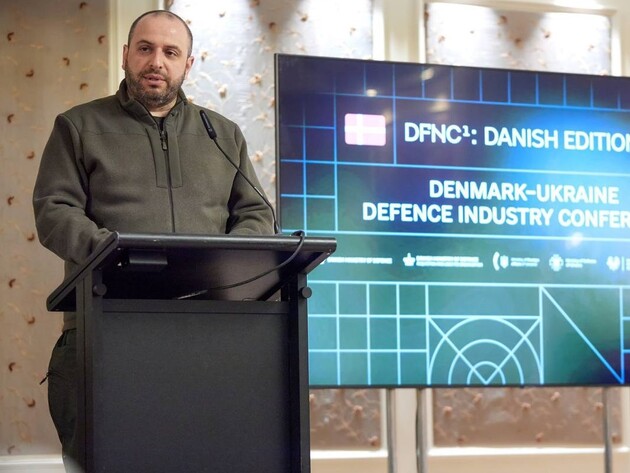 Умєров закликав партнерів із Данії профінансувати навчання більшої кількості українських пілотів на F-16
