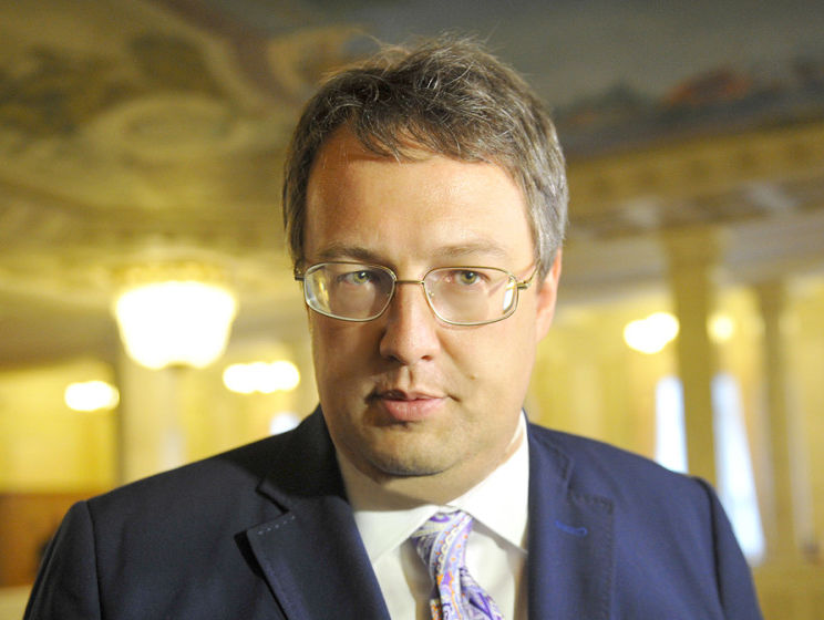 Антон Геращенко заявил, что спецслужбы РФ занимаются организацией преступлений на территории Украины