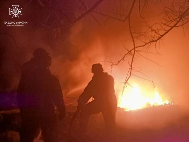 У Дніпрі російська ракета вдарила по п'ятиповерхівці, виникла пожежа, є постраждалі, в області – загиблі – ОВА