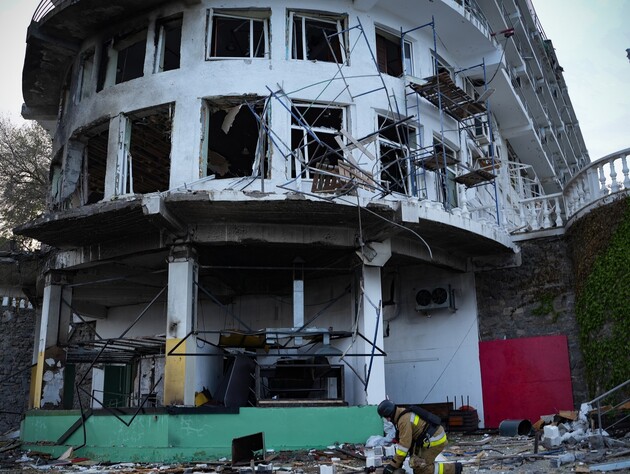 Окупанти атакували Миколаїв дронами Shahed, пошкоджено готель та об'єкт інфраструктури – ОВА