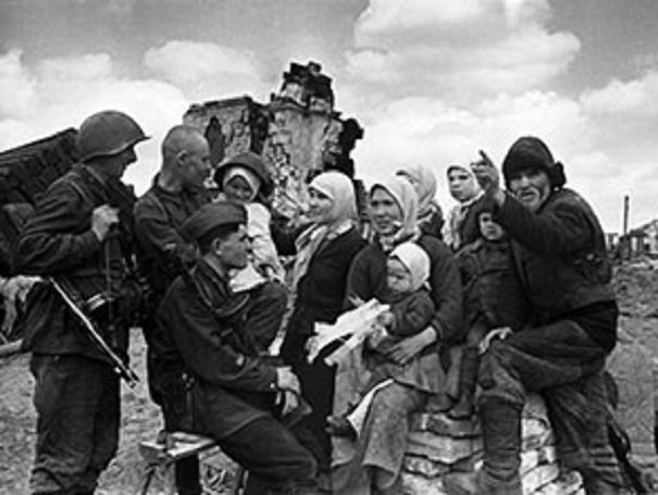 Киевлянка Хорошунова в дневнике 1943 года: От слухов, которыми город полон, растут паника, цены на базарах и растерянность
