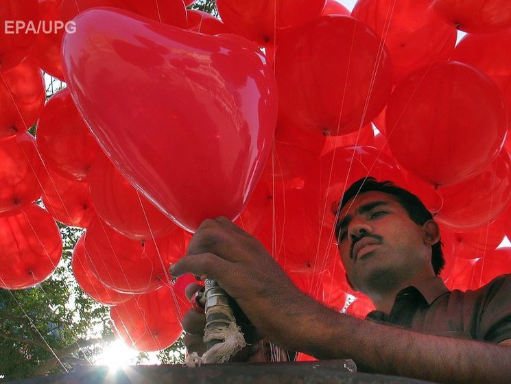 Суд Пакистана запретил праздновать День святого Валентина