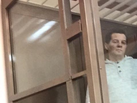 Суд Москвы отклонил жалобу адвокатов Сущенко на продление ареста – Фейгин