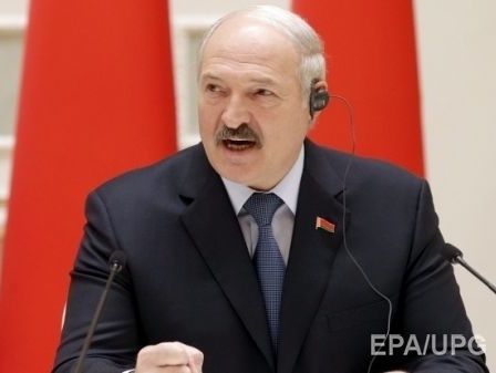 Если кто-то из умников там думает, что нас можно постоянно наклонять и ставить на колени, этого не будет &ndash; Лукашенко 