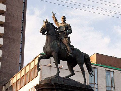 Киевсовет хочет перенести памятник Щорсу в Музей пропаганды СССР