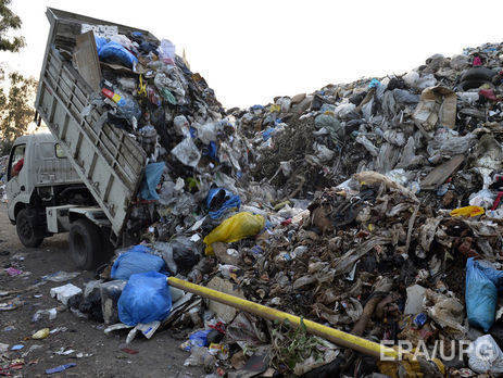 Полиция завела 11 уголовных производств из-за выгрузки львовского мусора