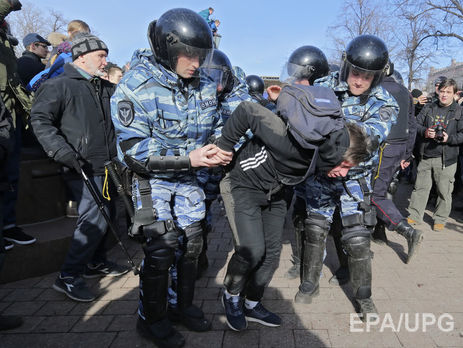 Количество задержанных в Москве превысило 350 – правозащитники