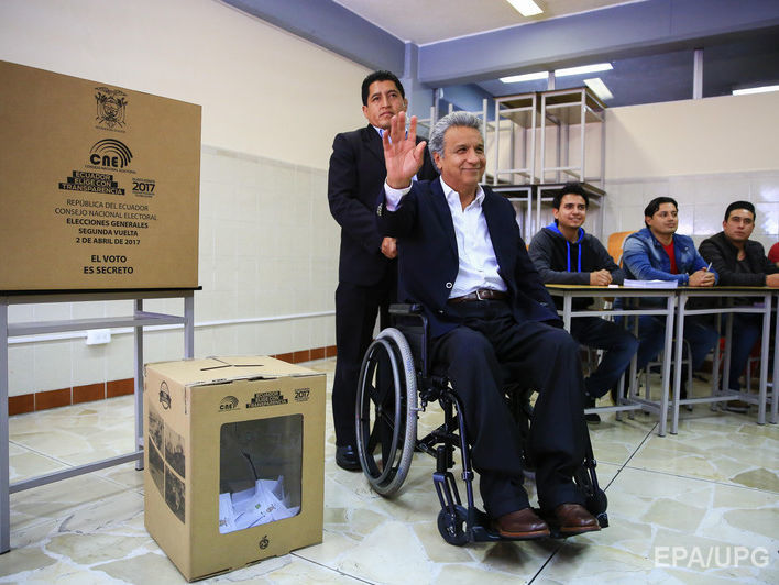 Прикованный к инвалидному креслу Ленин Морено стал президентом Эквадора