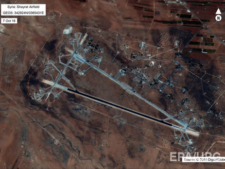 США атакували авіабазу військ Асада в провінції Хомс. Фоторепортаж