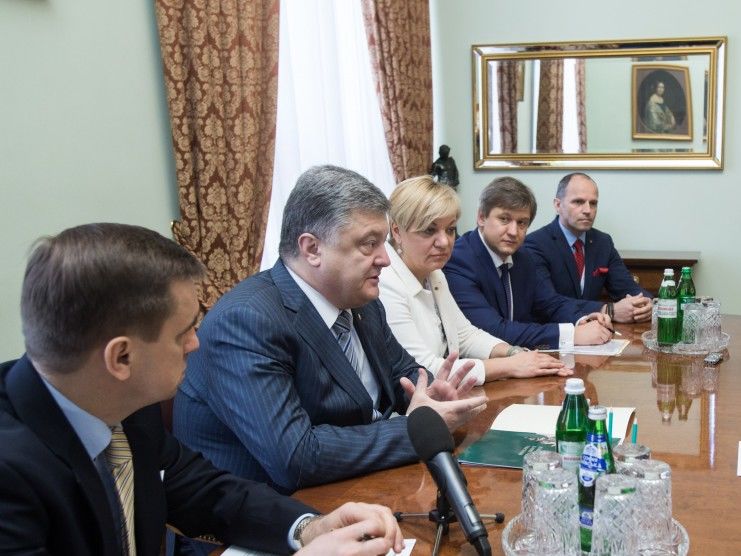 Порошенко еще не принял решение об отставке Гонтаревой – представитель президента в Раде