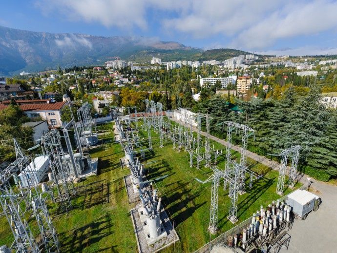 Энергетическая компания Ахметова оспаривает национализацию своих объектов в оккупированном Крыму