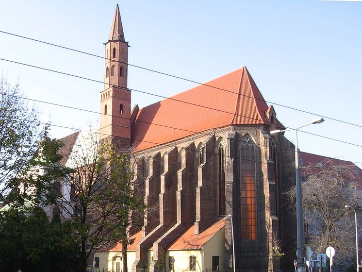 В храмах Польши будут вести службы на украинском языке