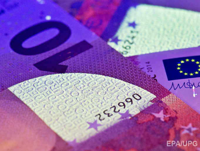 Курс гривны к евро упал до 28,68 грн/€