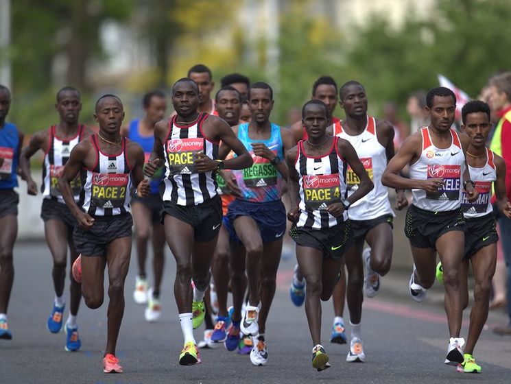 В Лондонском марафоне приняли участие свыше 40 тыс. человек