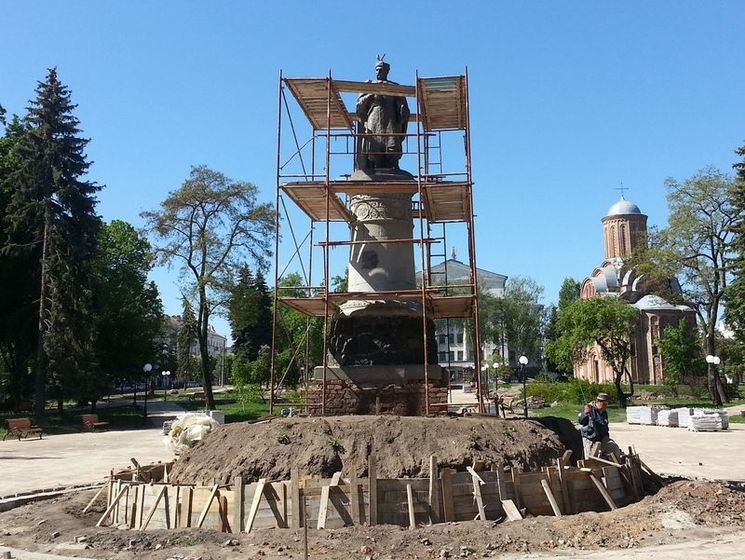 Памятник Богдану Хмельницкому в Чернигове планируют развернуть спиной к Москве