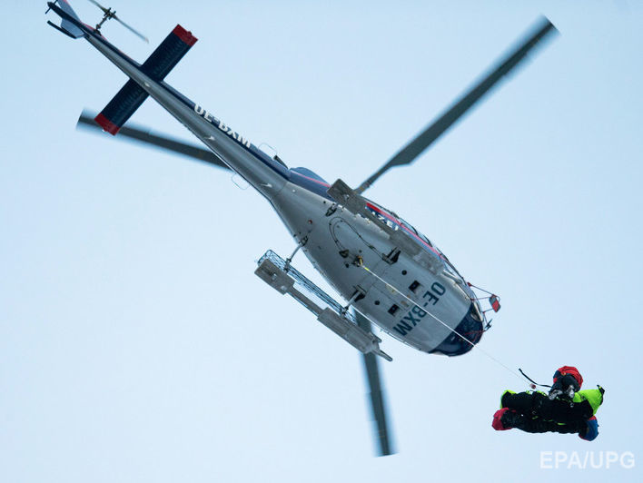 В австрийских Альпах два человека погибли во время спасательной операции из-за порвавшегося троса