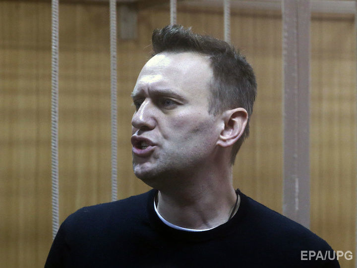 Навального посадили в одну камеру с нарушителями ПДД