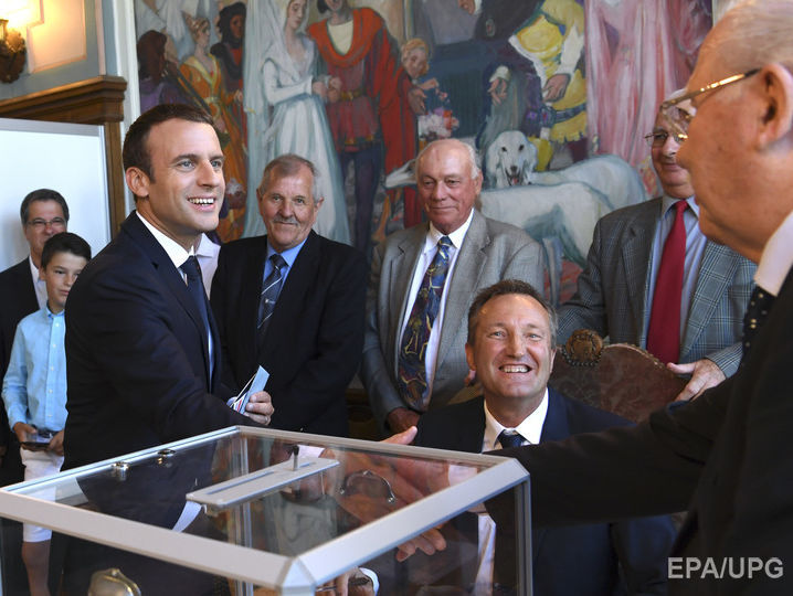 Партия Макрона и ее союзники получают абсолютное большинство в парламенте Франции &ndash; экзит-полл