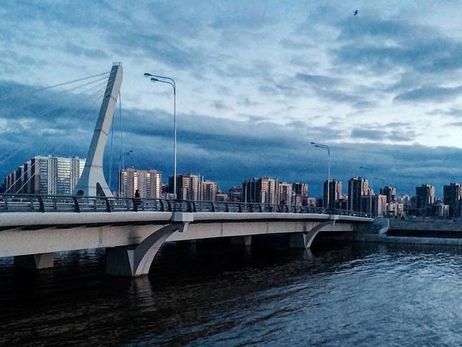 Мост Кадырова в Санкт-Петербурге "переименовали" в Ахматовский