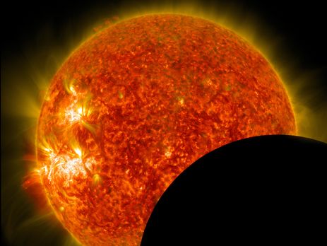 NASA впервые проведет прямую трансляцию солнечного затмения 