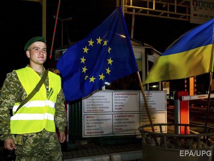 С начала действия безвиза в Евросоюз не пустили 33 украинца &ndash; МВД