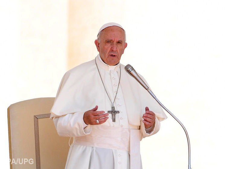 Папа римский призвал к миру в Украине