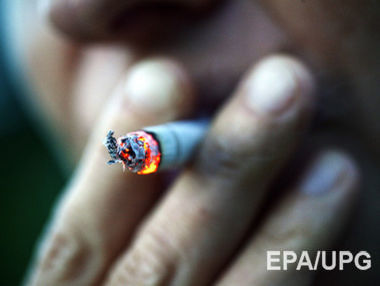 Кабмин предлагает повысить акцизы на табак и алкоголь